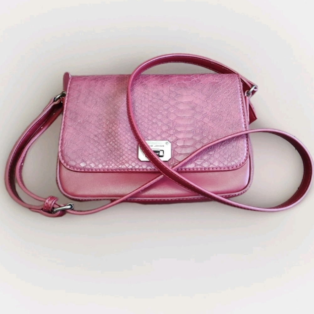 David Jones Paris Faux Gator/Leather Crossbody Flap Small Bag W/Adj X Body Strap